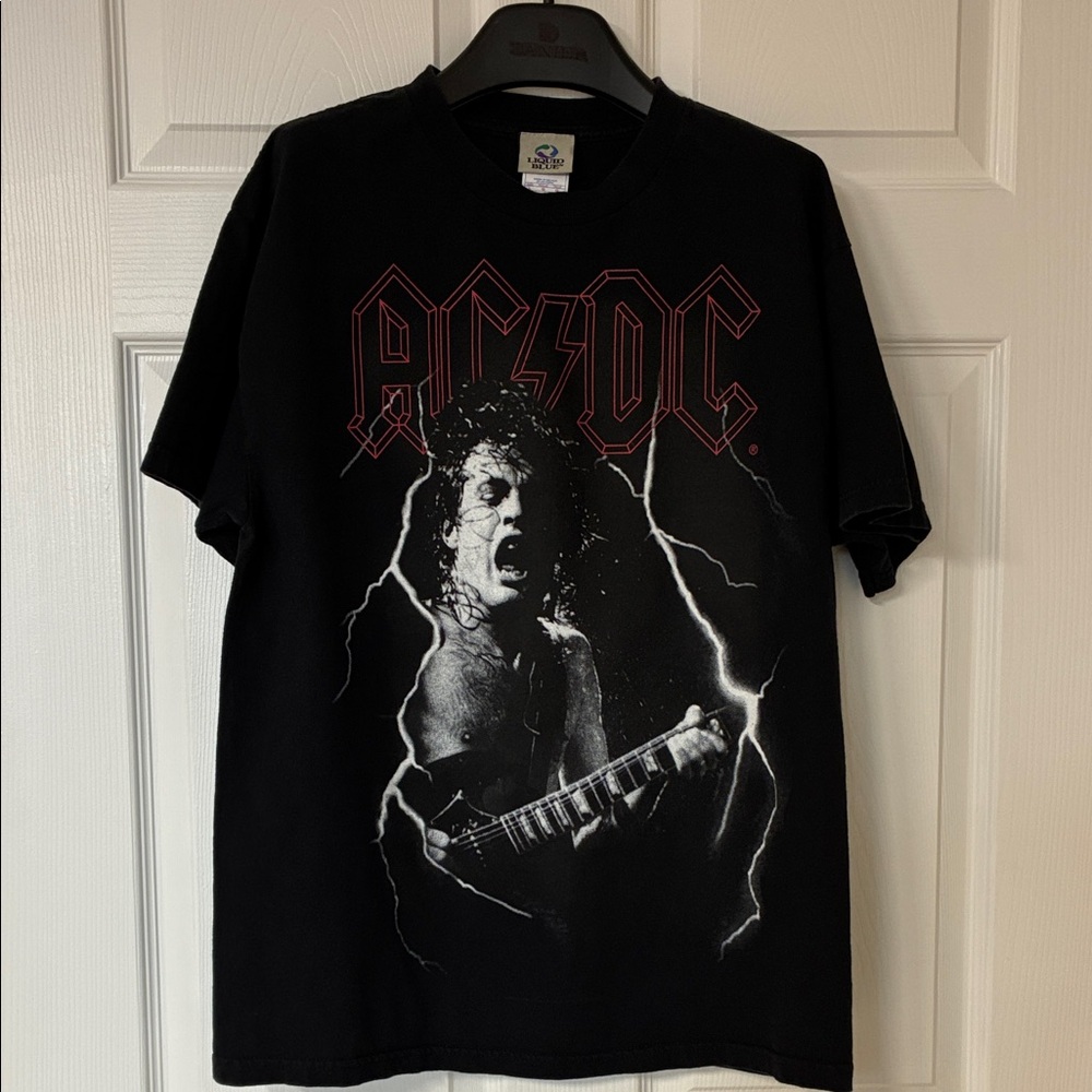 AC/DC Liquid Blue T-shirt Angus Young 'Rock or Bust World Tour' 2015, Guitar